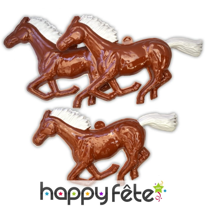 Cheval marron en plastique