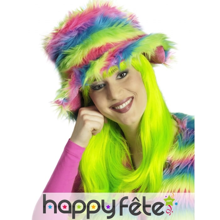 Chapeau peluche arc-en-ciel en fausse fourrure