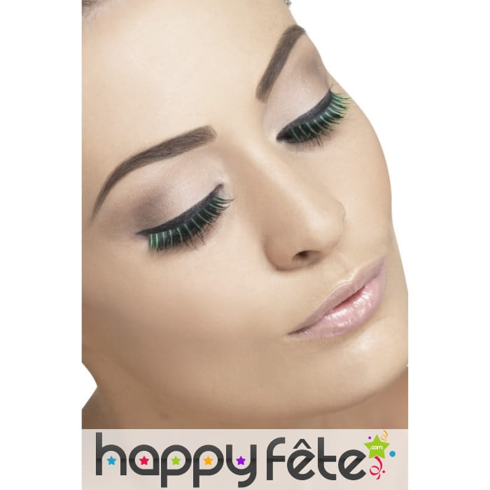 Faux cils noirs ajout vert