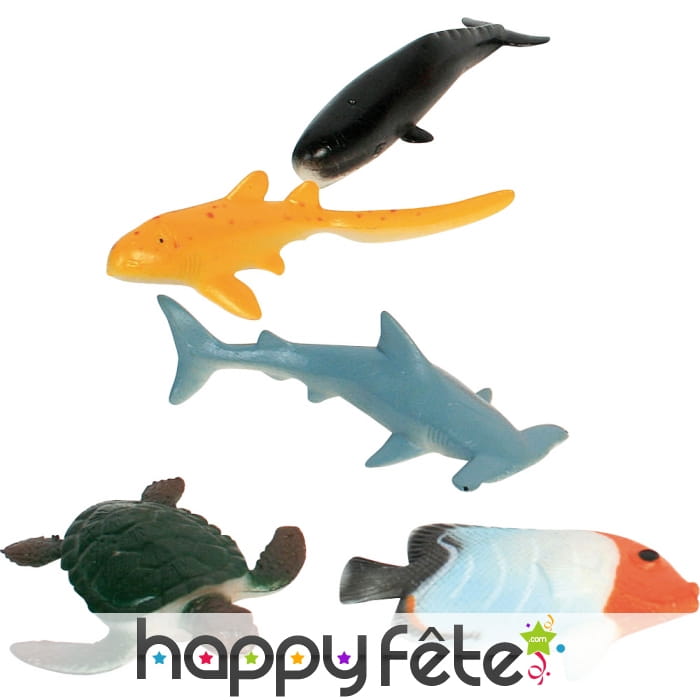 Figurines d'animaux marins