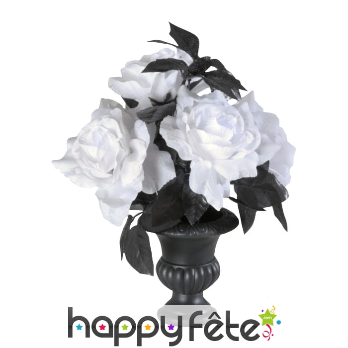 Vase avec roses blanches lumineuses