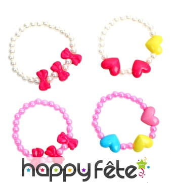 Bracelet de perles en plastique pour petite fille