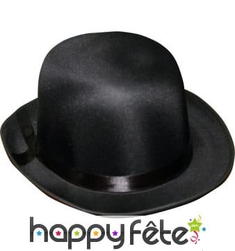 Chapeau melon en satin noir