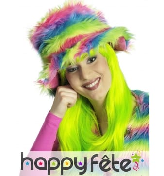 Chapeau peluche arc-en-ciel en fausse fourrure