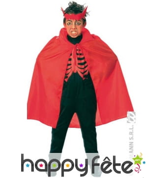 Cape pour enfant de couleur rouge en nylon