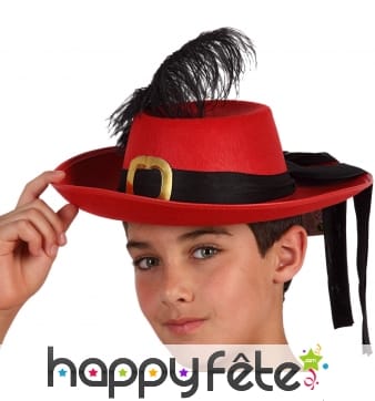 Chapeau rouge de mousquetaire pour enfant