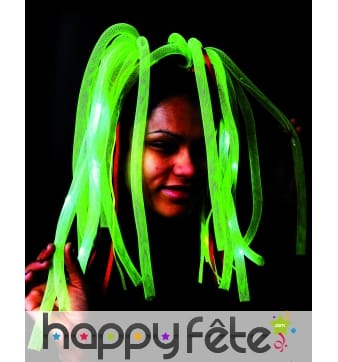 Cheveux rasta lumineux vert