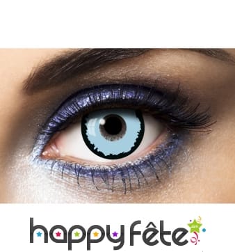 Lentilles bleues sur fond noir