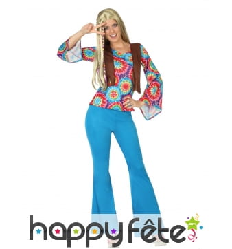 Pantalon bleu et t-shirt hippie coloré pour femme