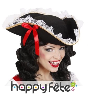 Tricorne pour dame avec dentelle et ruban rouge