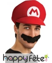 Chapeau et moustaches de mario