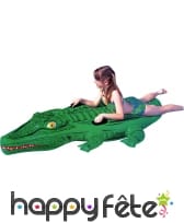 Crocodile gonflable