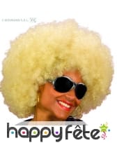 Grosse perruque afro blonde